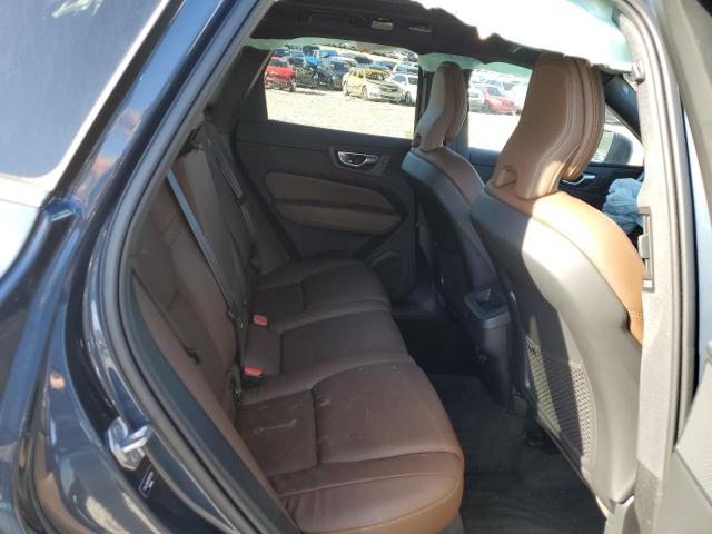 2022 VOLVO XC60 B5 MO YV4L12RK7N1972834