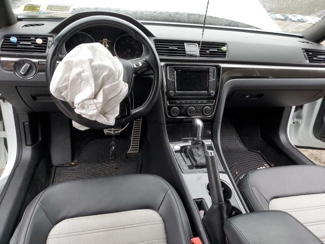 2018 VOLKSWAGEN PASSAT GT - 1VWJM7A38JC037031
