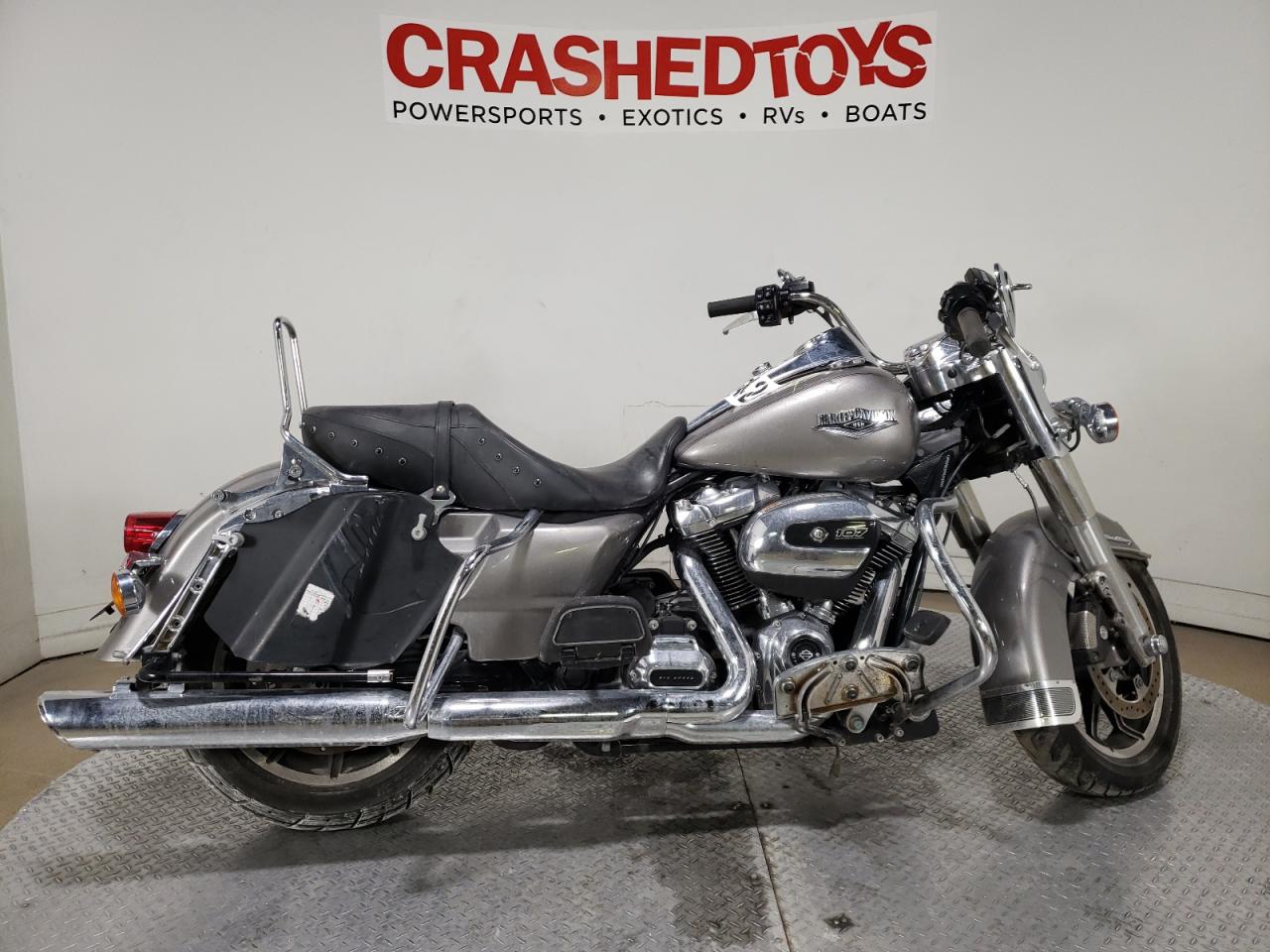 1HD1FBC15HB651707 HARLEY-DAVIDSON FLHR ROAD 2017