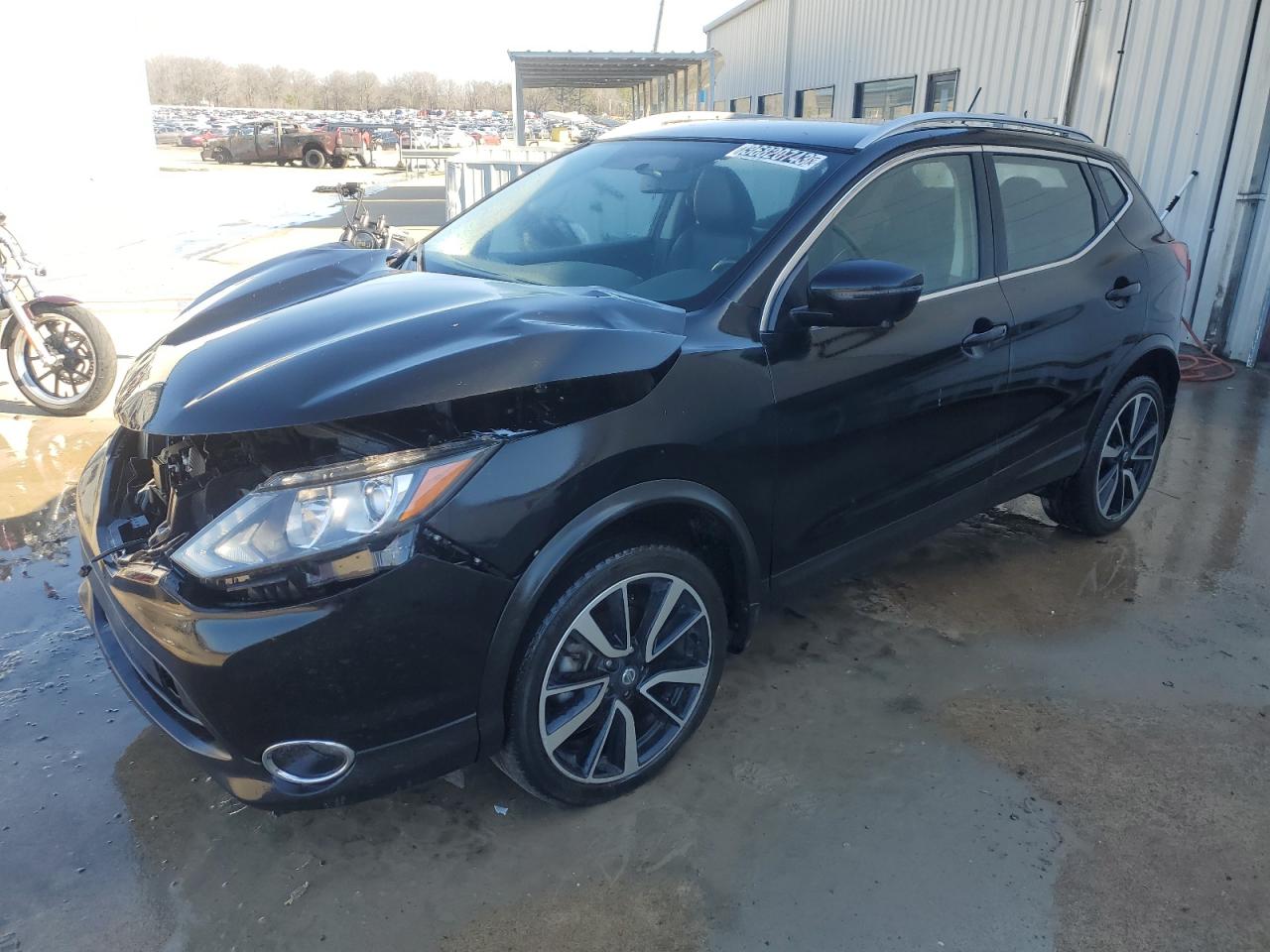 1G2NF52T11C114165 2018 Nissan Rogue Sport S