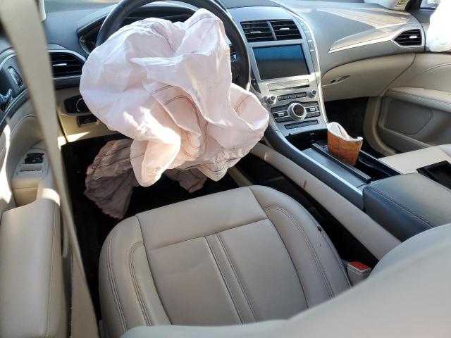 2018 LINCOLN MKZ PREMIE 3LN6L5A93JR618180