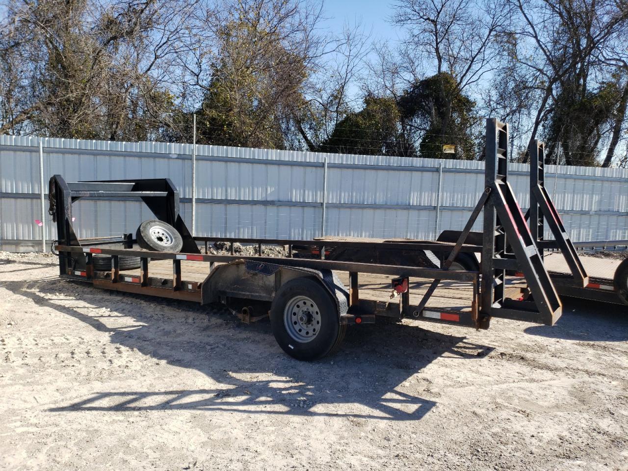 1J9J3DL29KC490024 JC TRAILER 2019