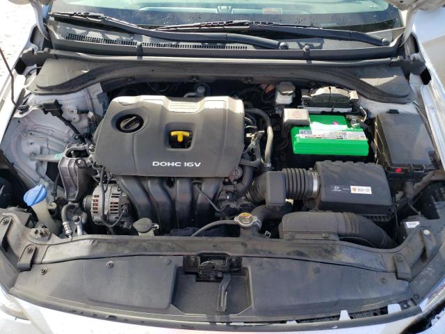 2017 HYUNDAI UK 5NPD84LF1HH055203