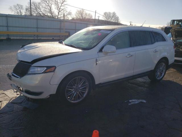 2013 Lincoln MKT 