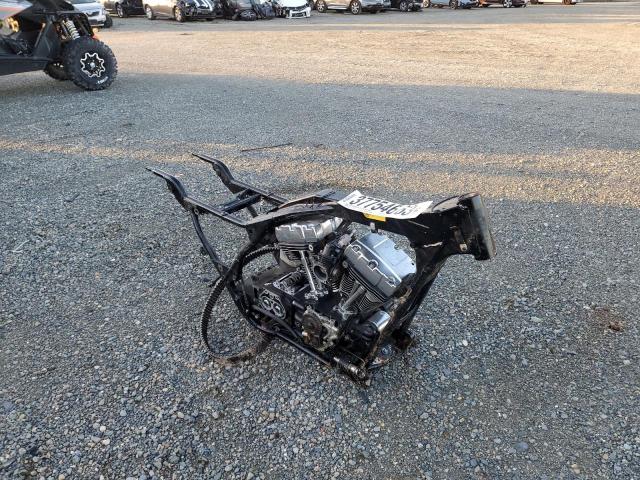 Salvage cars for sale from Copart Antelope, CA: 2002 Harley-Davidson Flhri