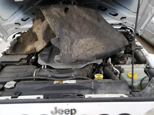 1C4BJWEG4DL580887 Jeep Wrangler Unlimited Sahara