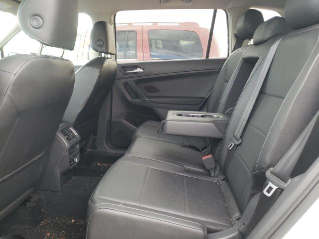 2018 VOLKSWAGEN TIGUAN SE 3VV2B7AXXJM026810