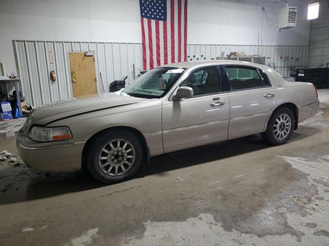 2006 Lincoln Town Car Signature