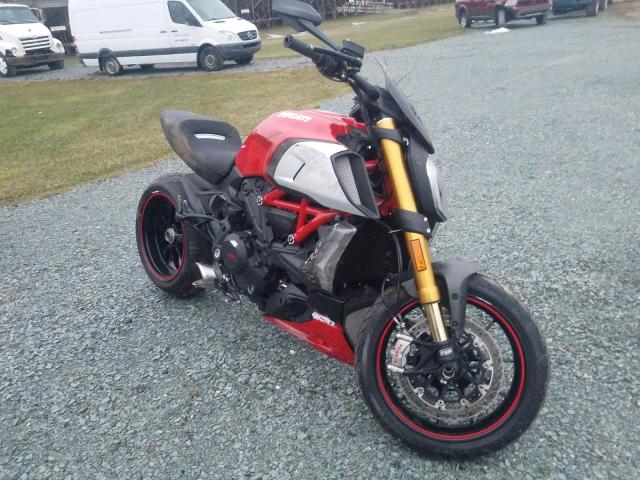 Salvage motorcycles for sale at Warren, MA auction: 2022 Ducati Diavel 1260 S