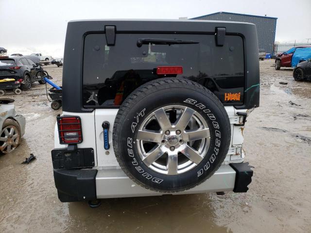 1C4BJWEG4DL580887 Jeep Wrangler Unlimited Sahara