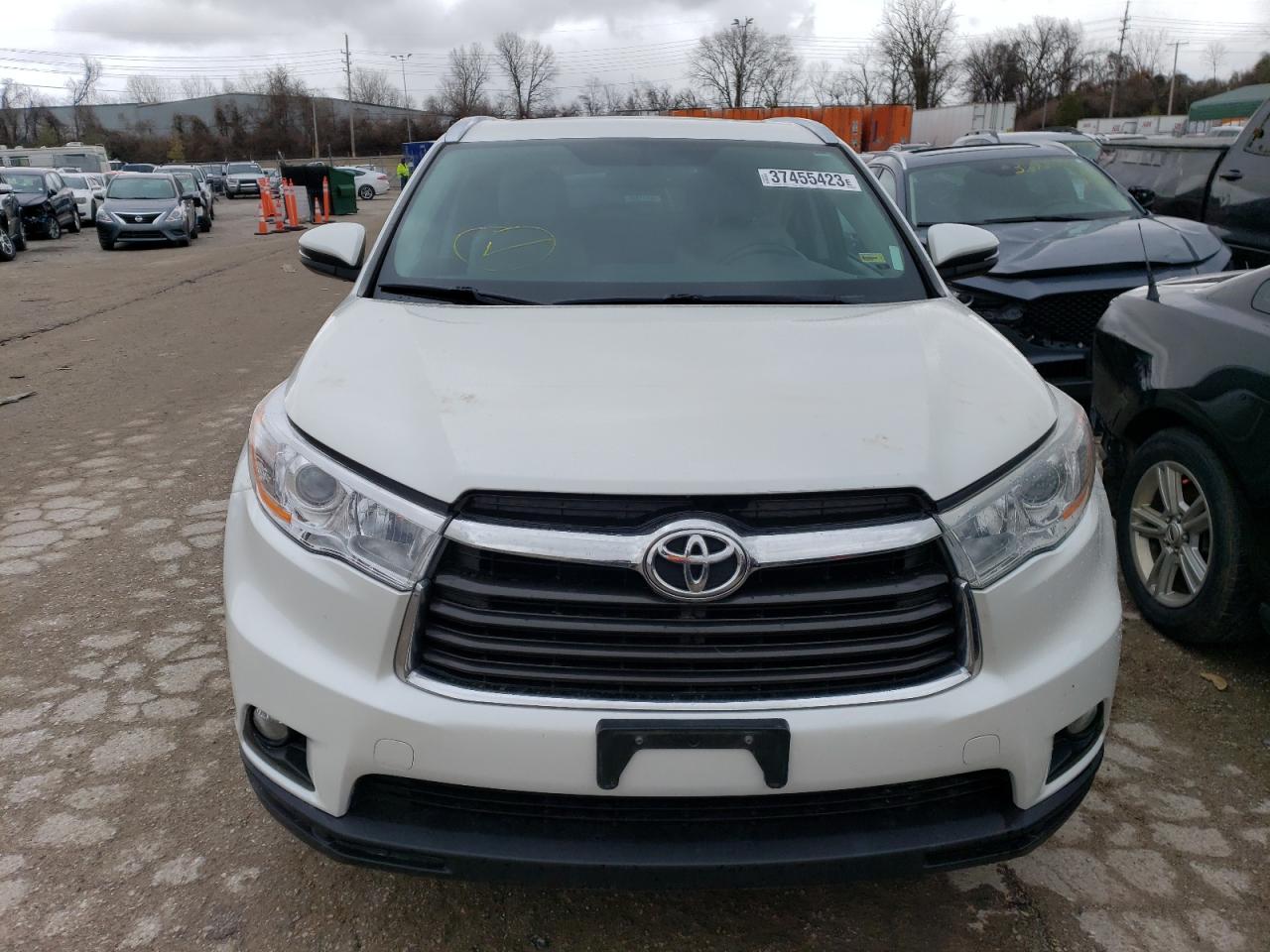 2014 Toyota Highlander Xle VIN: 5TDJKRFH3ES004533 Lot: 37455423