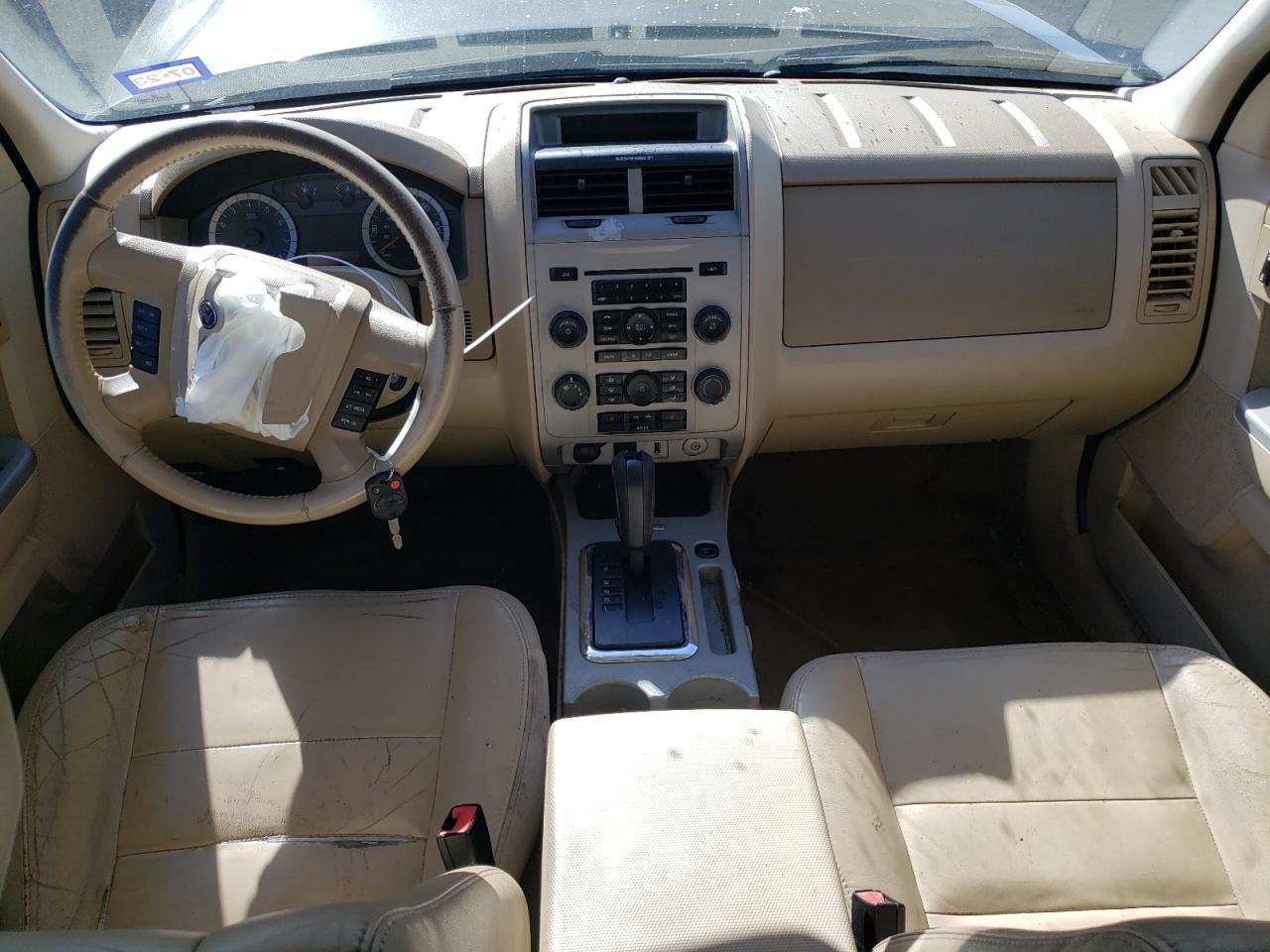 2011 FORD ESCAPE XLT - 1FMCU0D79BKA39648