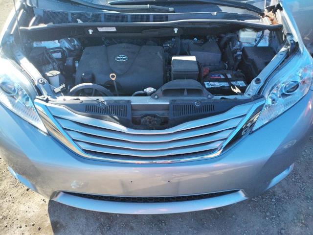 2017 TOYOTA SIENNA LE 5TDKZ3DC8HS869930
