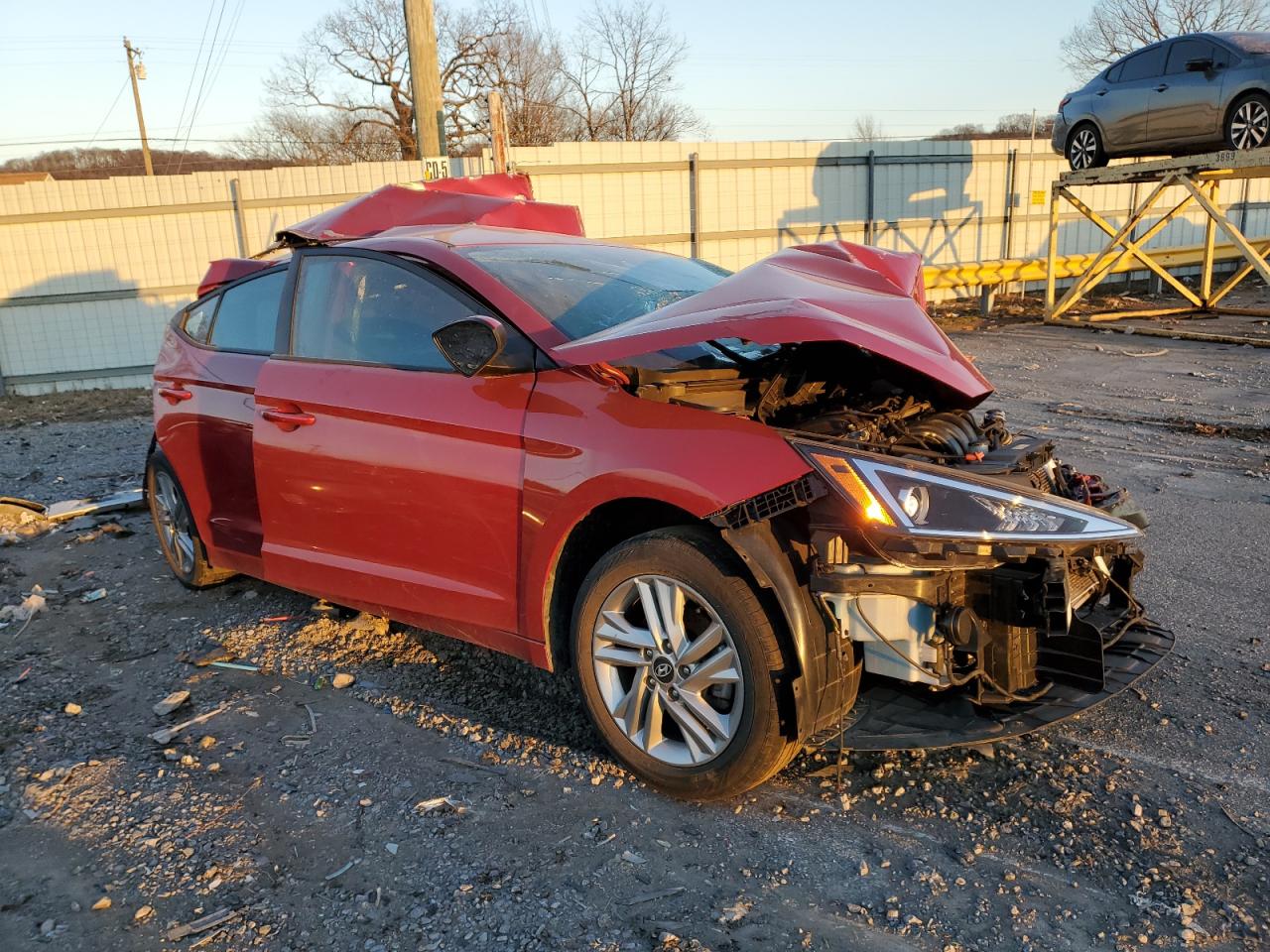 2019 Hyundai Elantra - Image 4