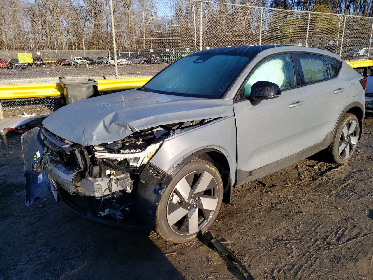 YV4ED3GL7P2037232 VOLVO C40 RECHAR 2023