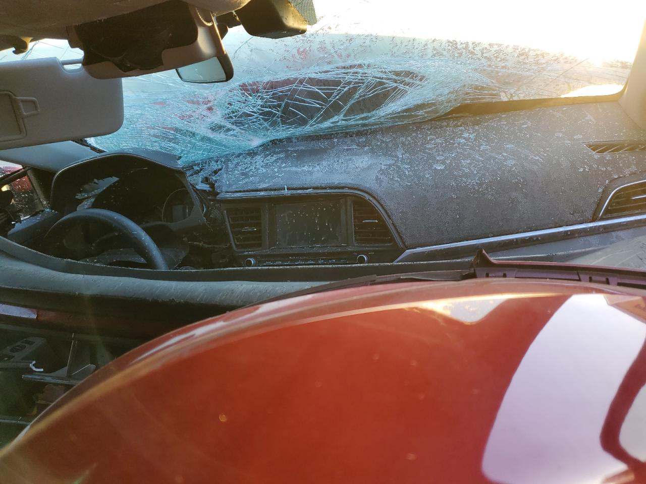 2019 Hyundai Elantra - Image 8
