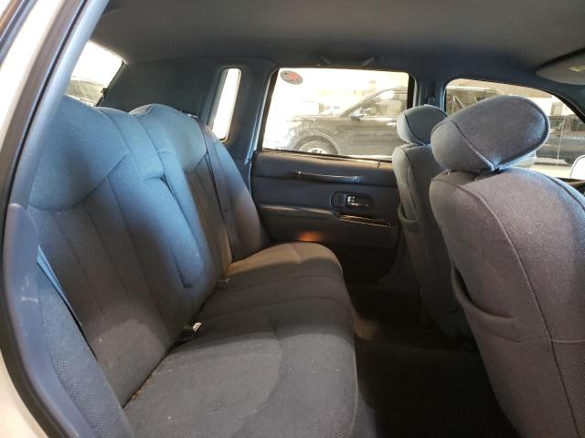 1LNLM81W9VY722316 Lincoln TOWNCAR