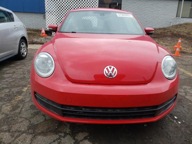 2016 VOLKSWAGEN BEETLE SE 3VWJ17AT9GM636553