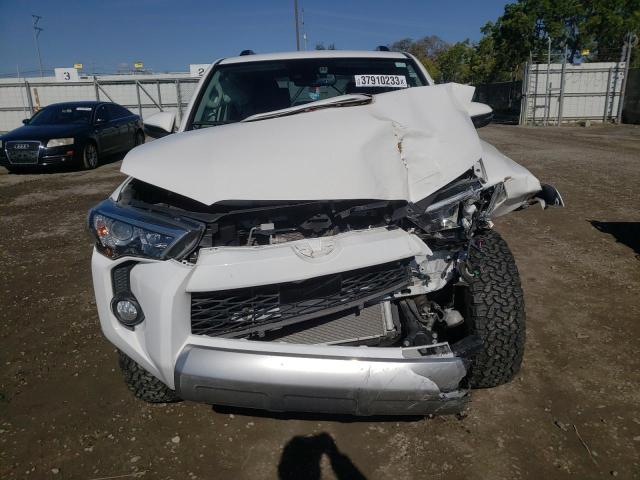2020 TOYOTA 4RUNNER SR JTEBU5JR5L5785089