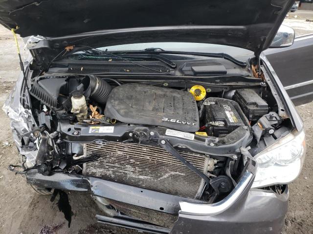 2015 CHRYSLER TOWN & COU 2C4RC1CG8FR520572