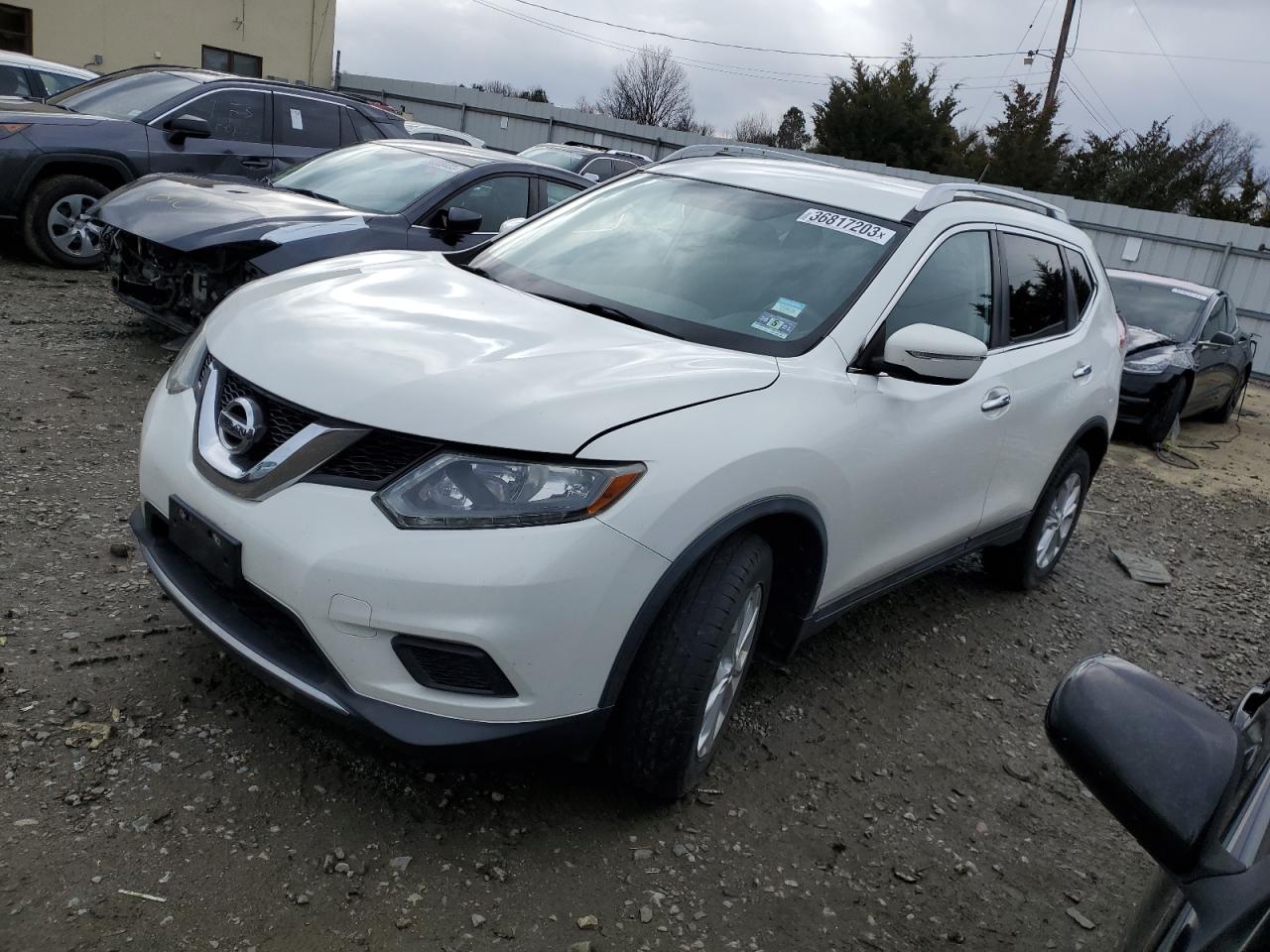 2014 NISSAN ROGUE S - 5N1AT2***********