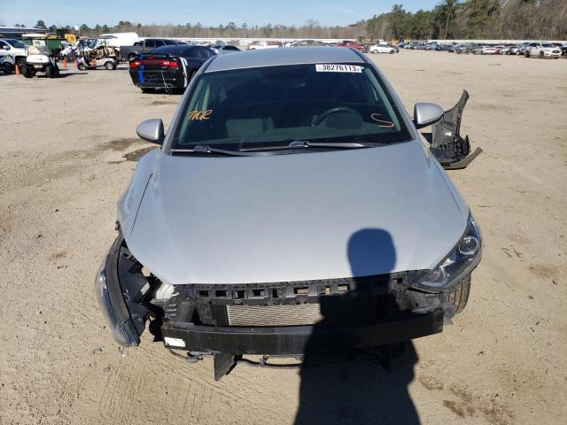 2018 HYUNDAI ELANTRA SE 5NPD84LF2JH271549