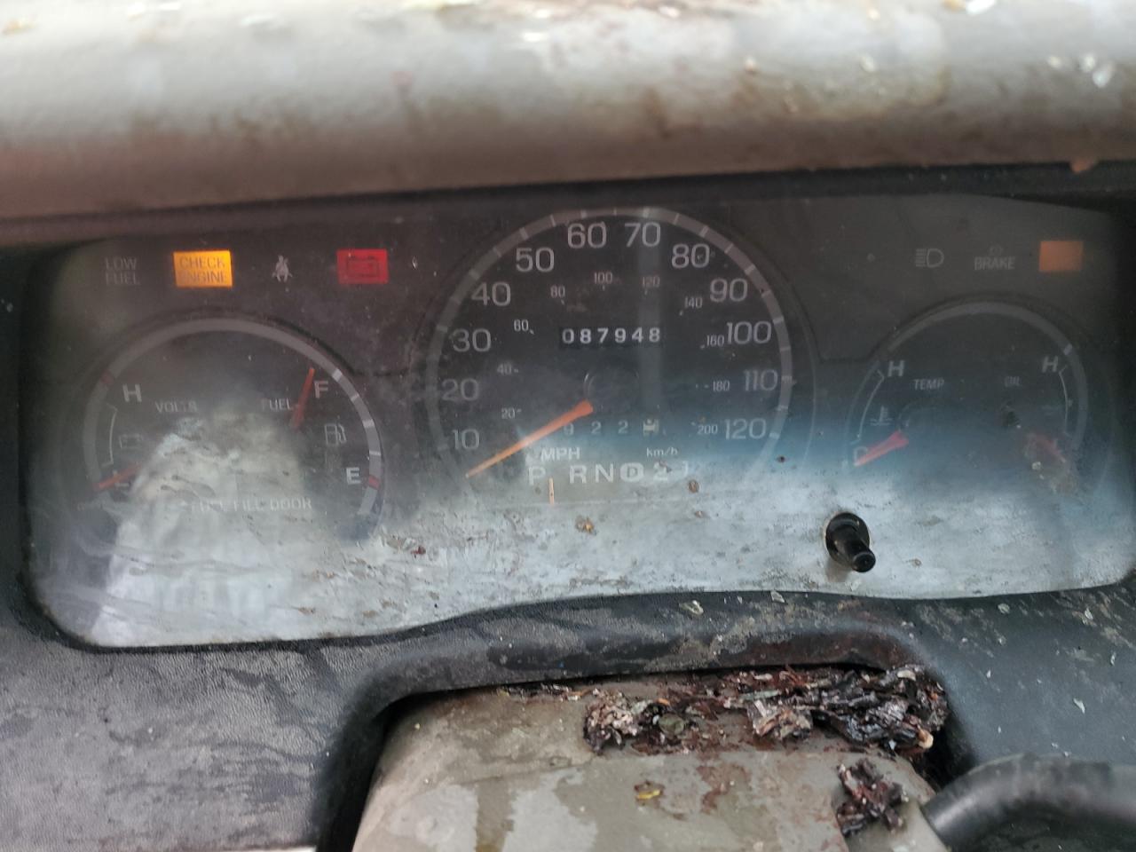 2FAFP74W4XX135593 1999 Ford Crown Victoria Lx