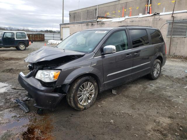 2015 CHRYSLER TOWN & COU 2C4RC1CG8FR520572