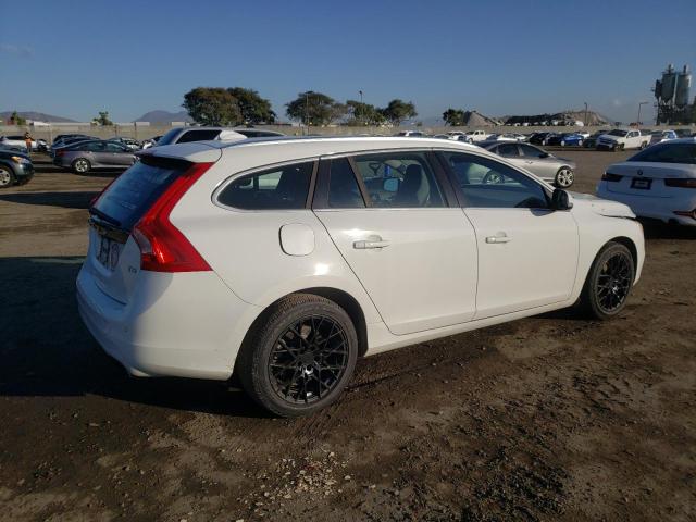 2015 VOLVO V60 PREMIE YV126MEC3F1201129