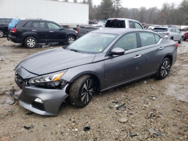 Salvage cars for sale from Copart Mendon, MA: 2021 Nissan Altima SV