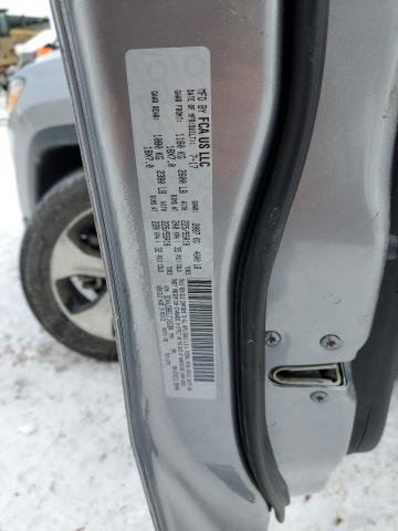 3C4NJDBB2JT103384 Jeep Compass Latitude