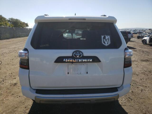 2020 TOYOTA 4RUNNER SR JTEBU5JR5L5785089