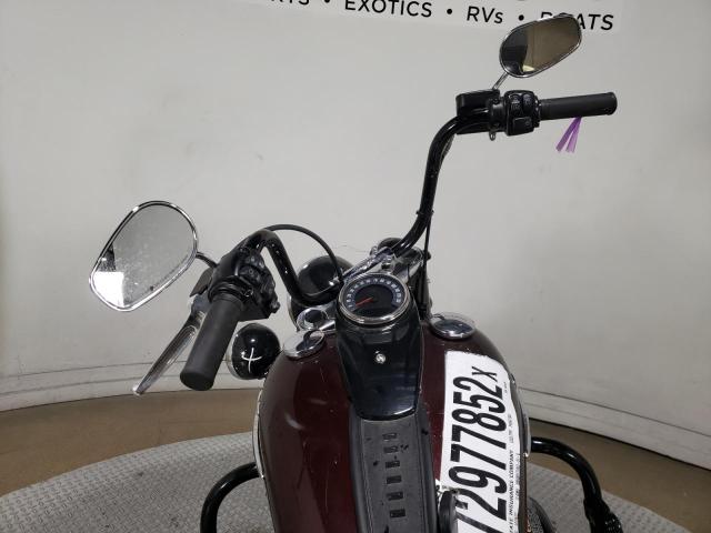 2018 HARLEY-DAVIDSON FLHC HERIT 1HD1YAJ32JC082839