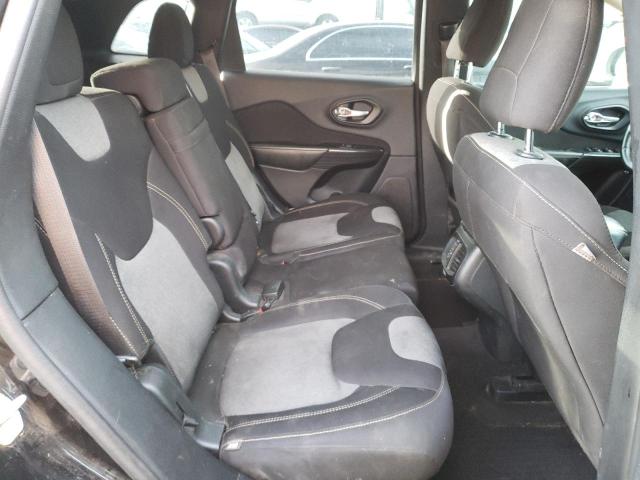 1C4PJLAB2GW259318 Jeep Cherokee Sport