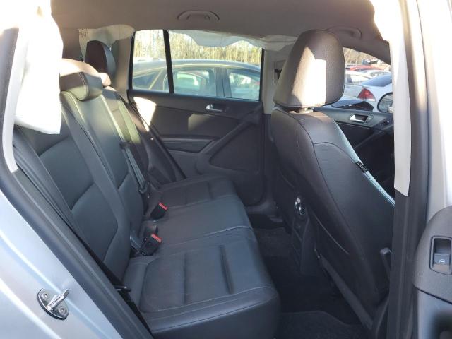 2017 VOLKSWAGEN TIGUAN S WVGAV7AX3HW506078