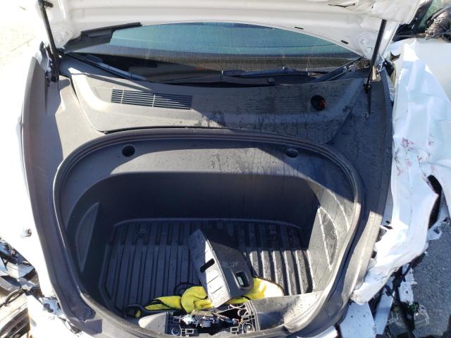 5YJ3E1EB2NF238715 Tesla MODEL 3