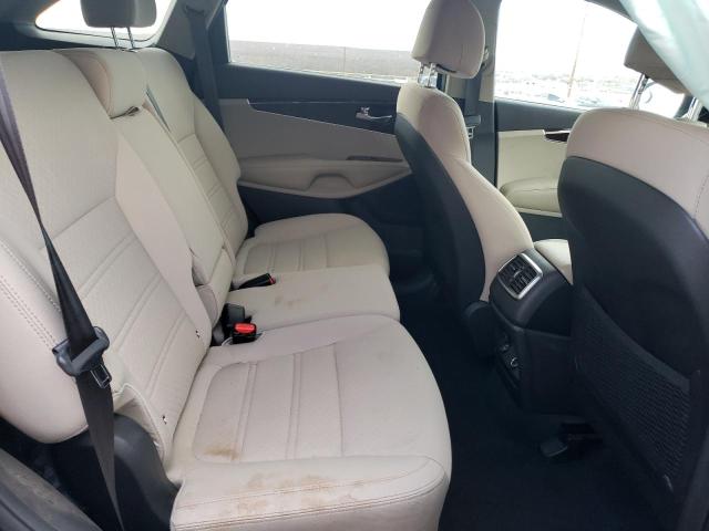 2017 KIA SORENTO LX 5XYPGDA32HG255748