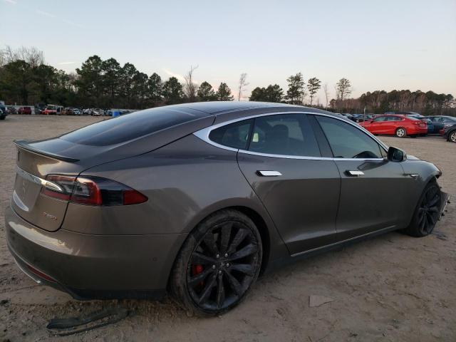 2015 TESLA MODEL S P8 5YJSA4H49FF086794