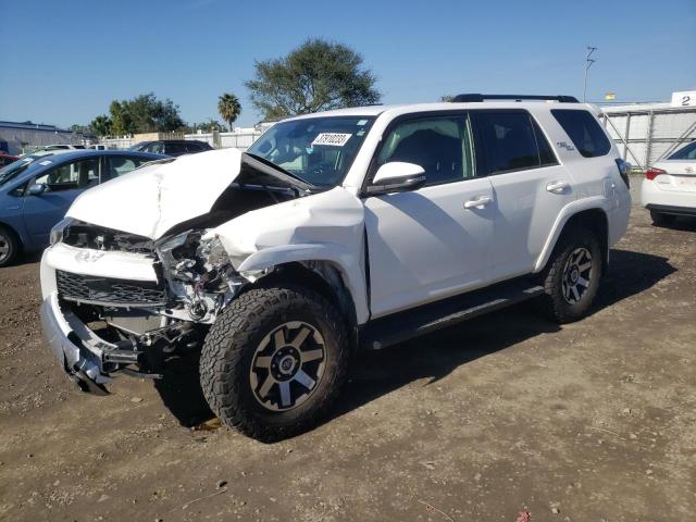 2020 TOYOTA 4RUNNER SR JTEBU5JR5L5785089