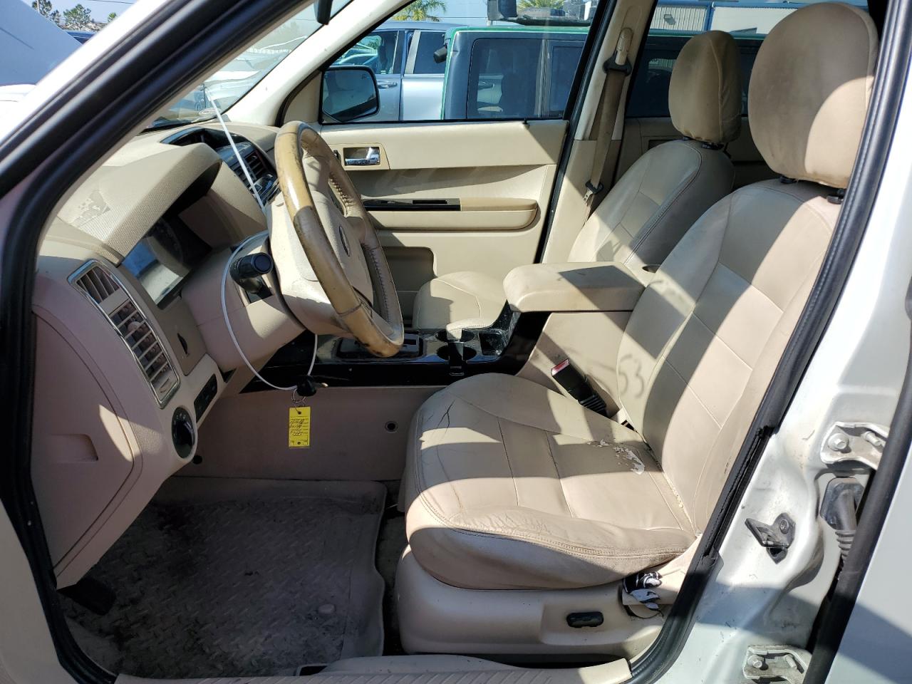 2008 FORD ESCAPE LIMITED - 1FMCU04128KB92912
