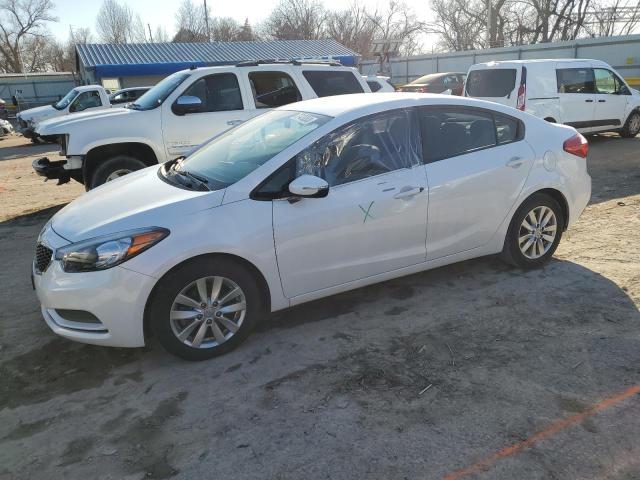 Salvage cars for sale from Copart Wichita, KS: 2016 KIA Forte LX