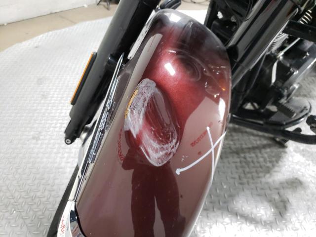 2018 HARLEY-DAVIDSON FLHC HERIT 1HD1YAJ32JC082839