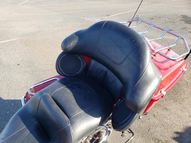 2011 HARLEY-DAVIDSON FLHTK - 1HD1KEM13BB613475