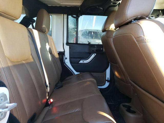 1C4BJWEG7EL188102 Jeep Wrangler Unlimited Sahara