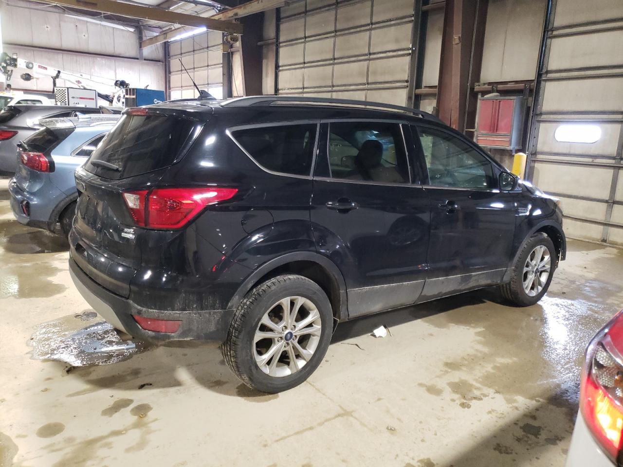 1FMCU9HD0KUA31981 FORD ESCAPE 2019