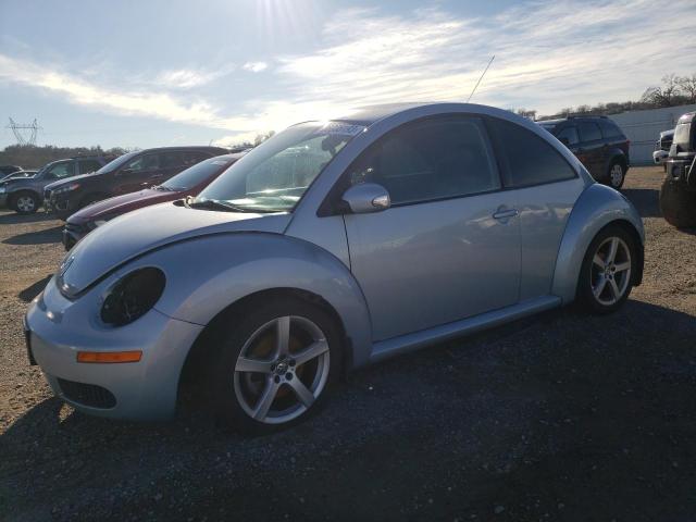 2009 Volkswagen New Beetle S