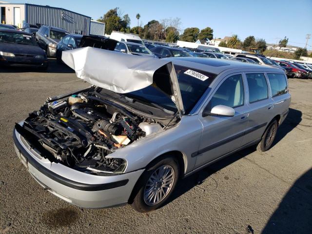 2004 Volvo V70 