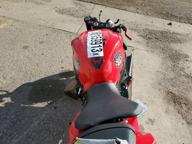 2013 SUZUKI GSX-R600 - JS1GN7FAXD2100247