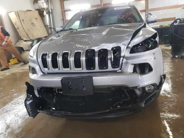 1C4PJMCB2HW590047 Jeep Cherokee Latitude