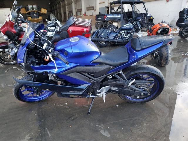 2022 YAMAHA YZFR3 A MH3RH18Y0NK008404